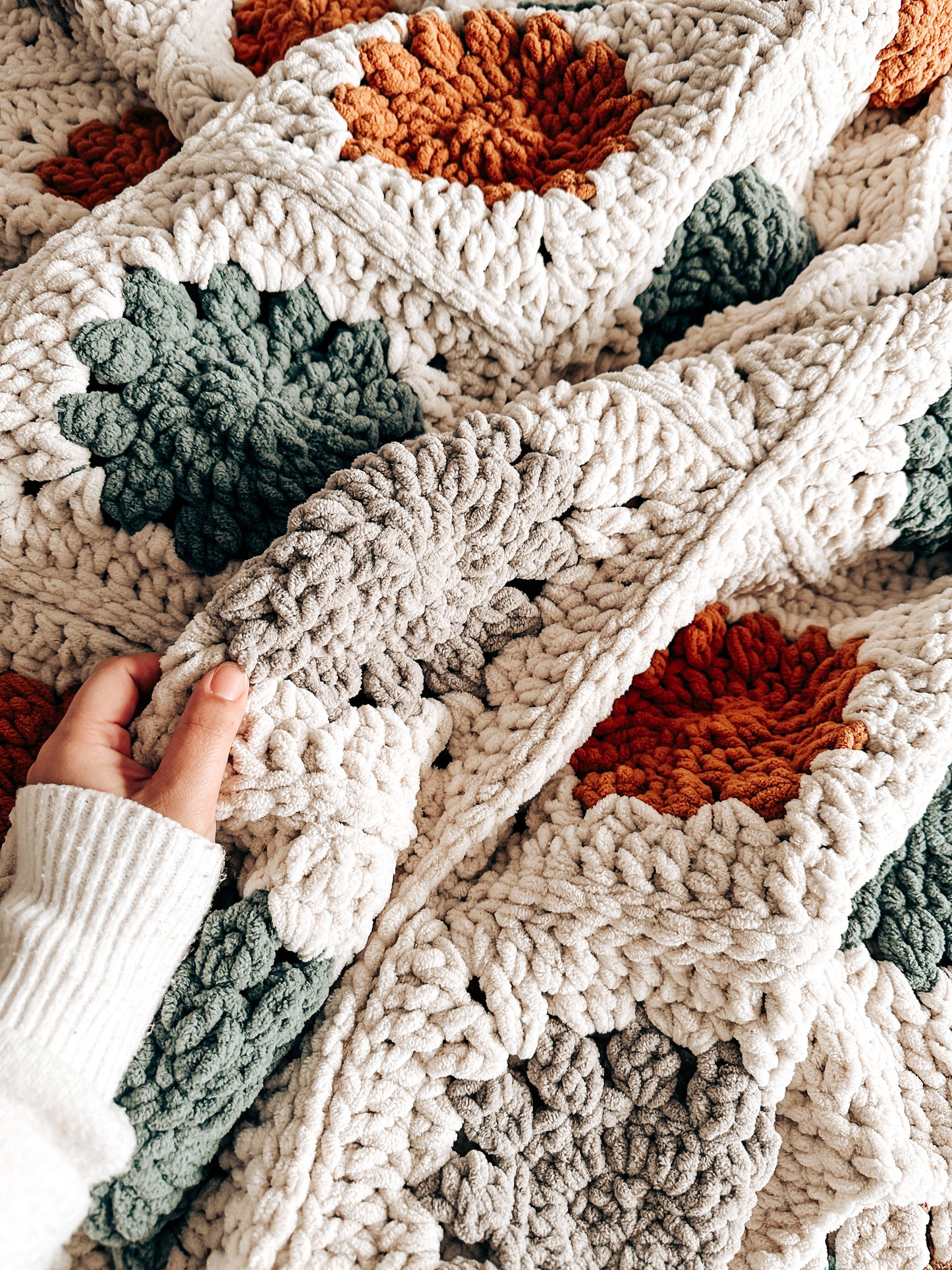 Winter Blossom Blanket - Crochet Pattern