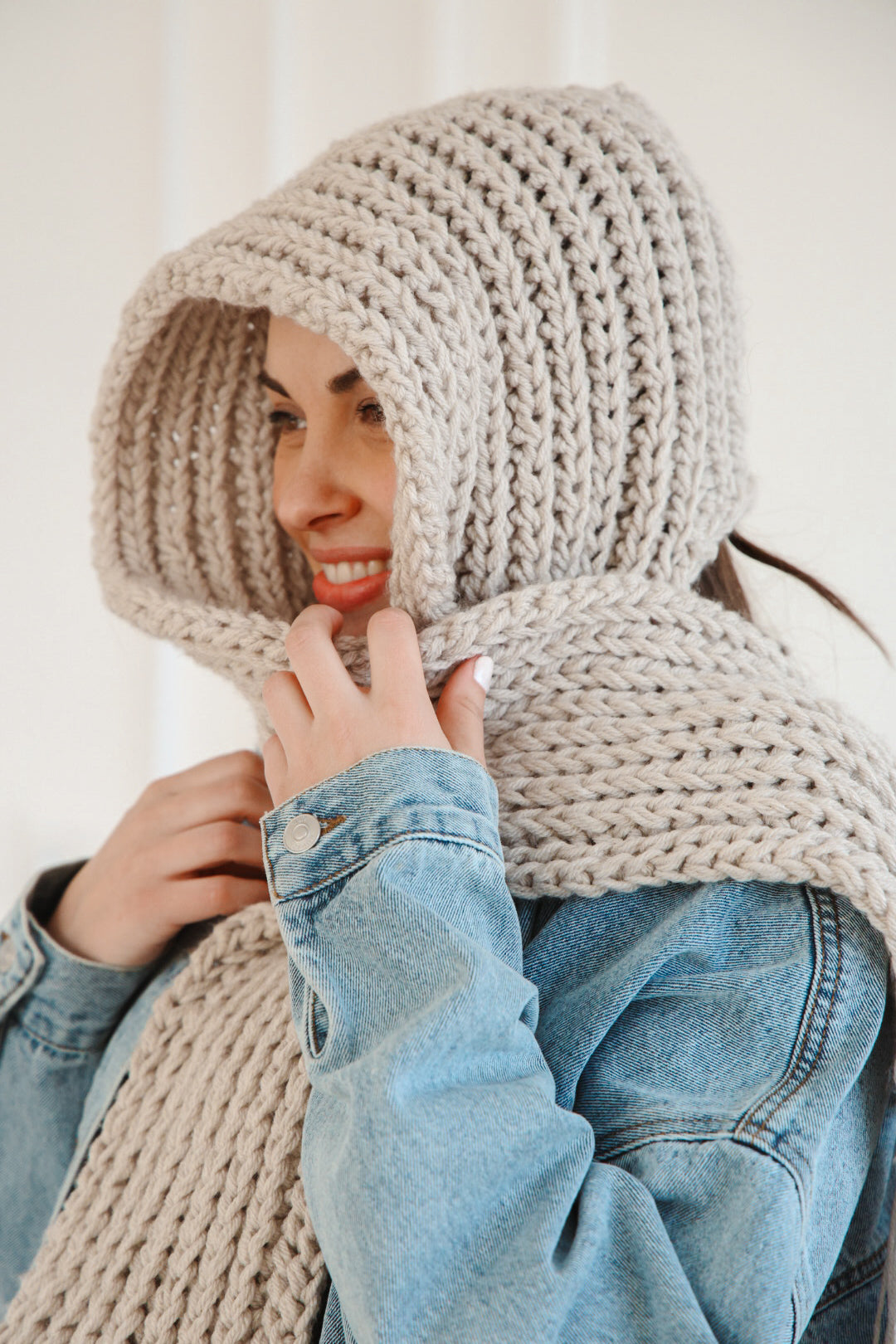Andes Hooded Scarf – Crochet Pattern