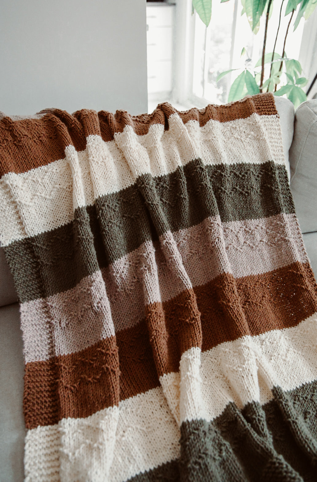 Mountain Ridge Blanket - Knitting Pattern
