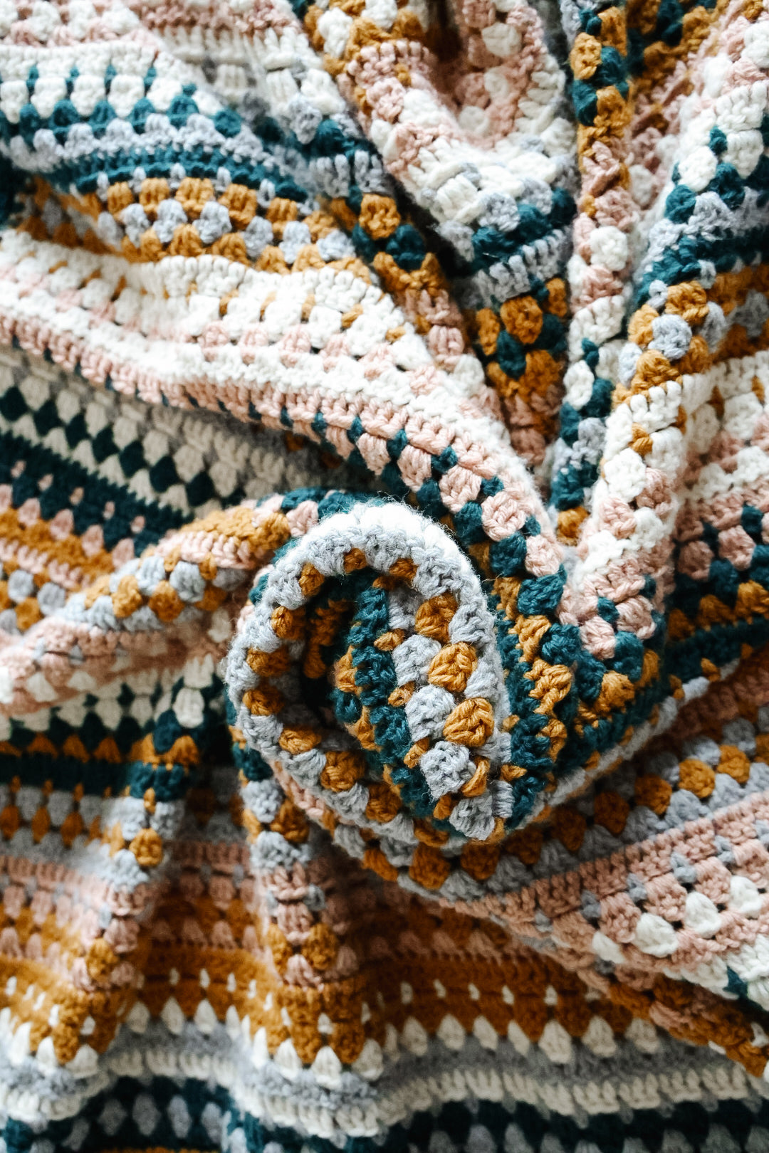 Riverbed Blanket - Crochet Pattern