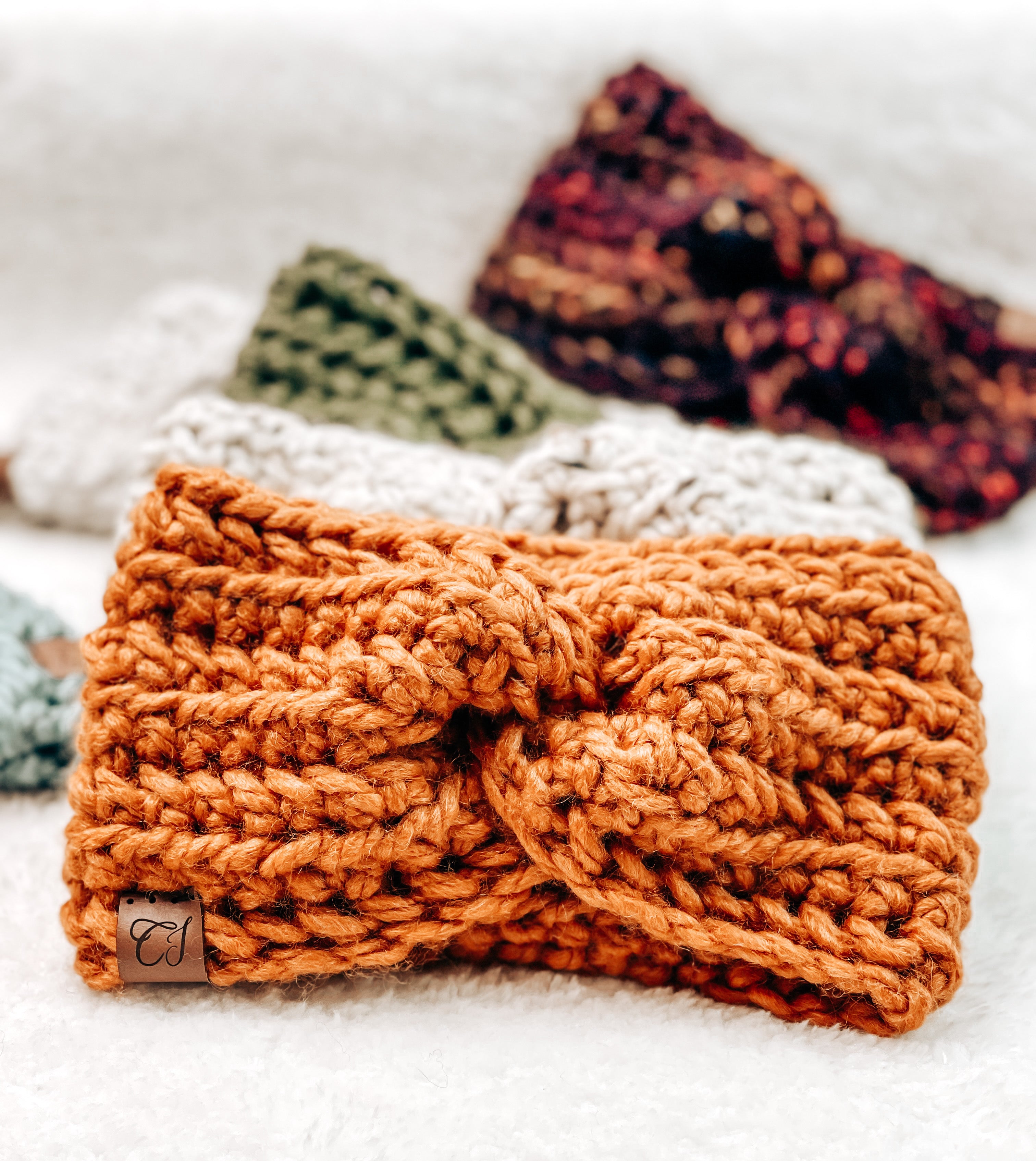 Lola Hair Clip · Easy & Free Crochet Pattern - Sweet Softies