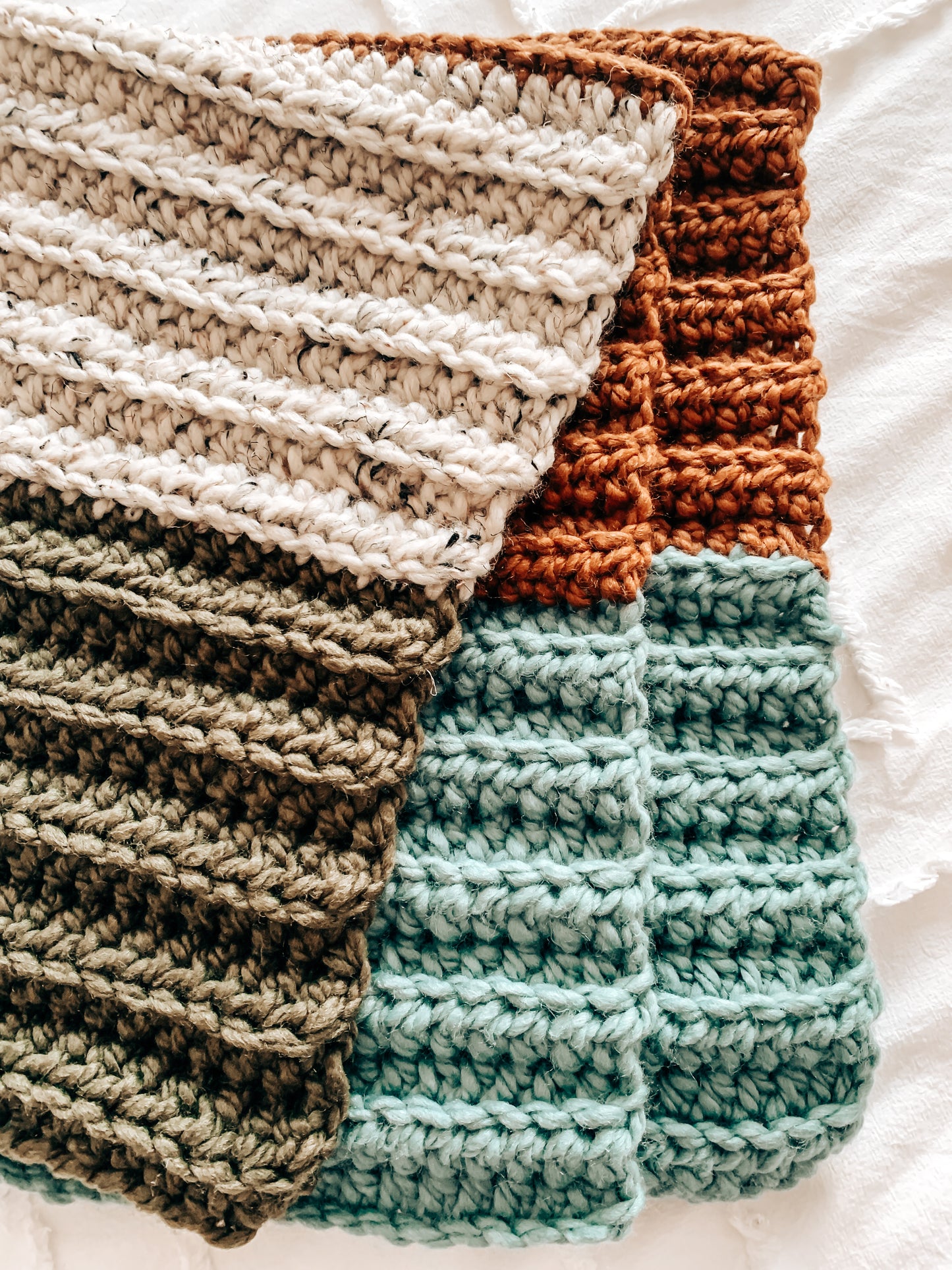 Colorblock Blanket – Crochet Pattern