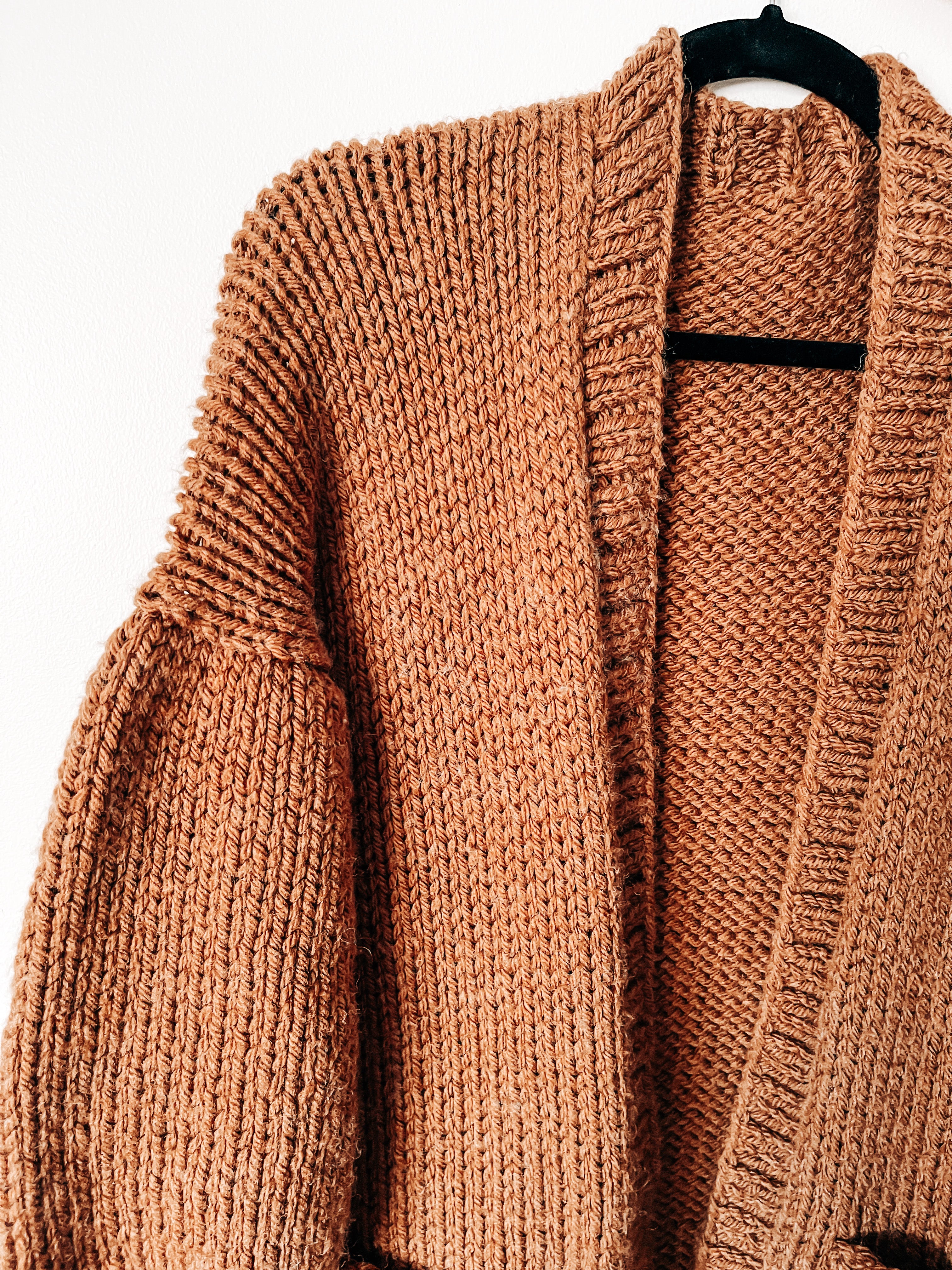 The Dalia Cardigan - Knitting Pattern – CJ Dsgn